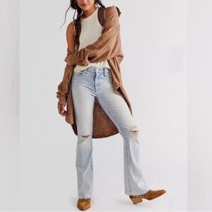 Mother weekender fray dreamer jeans